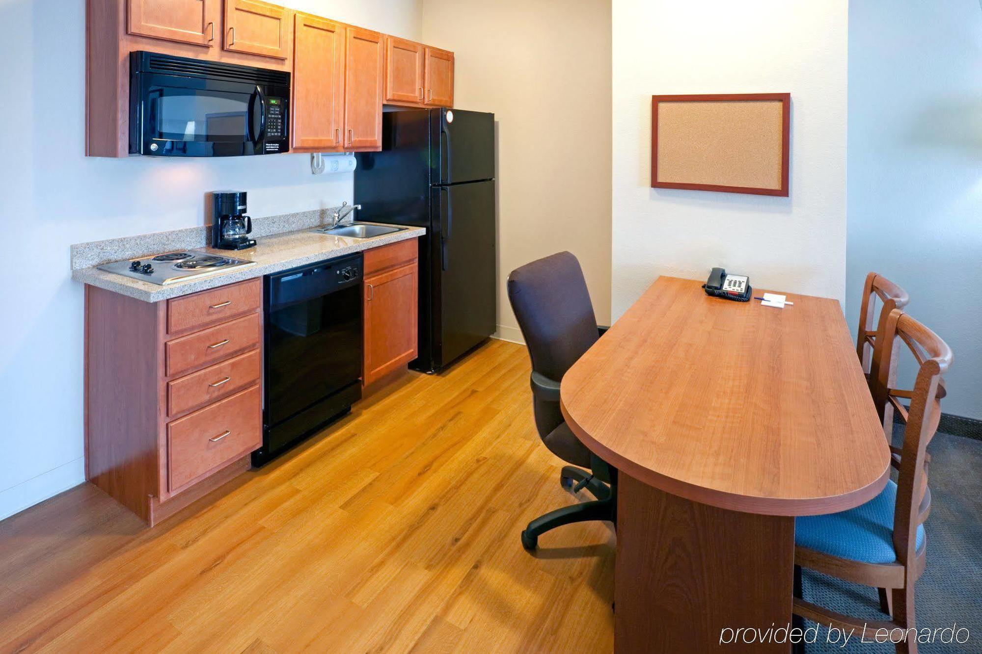 Candlewood Suites Longview By Ihg Room photo